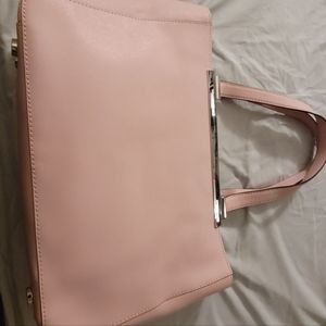 Michael Kors purse in pink, ideal for summer, medium size bag